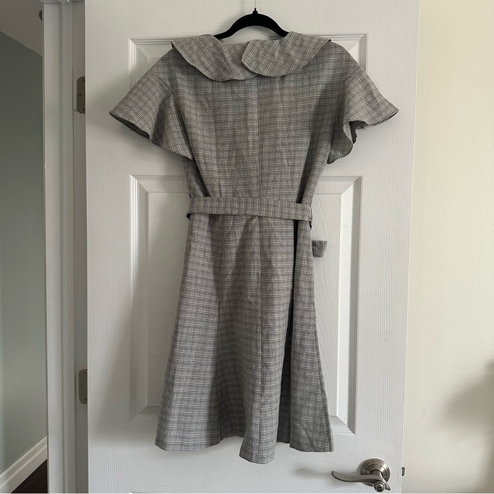 Size 6 DKNY Women’s Flutter Sleeve Wrap Dress Grey Plaid Fit Flare Belted - Picture 5 of 7
